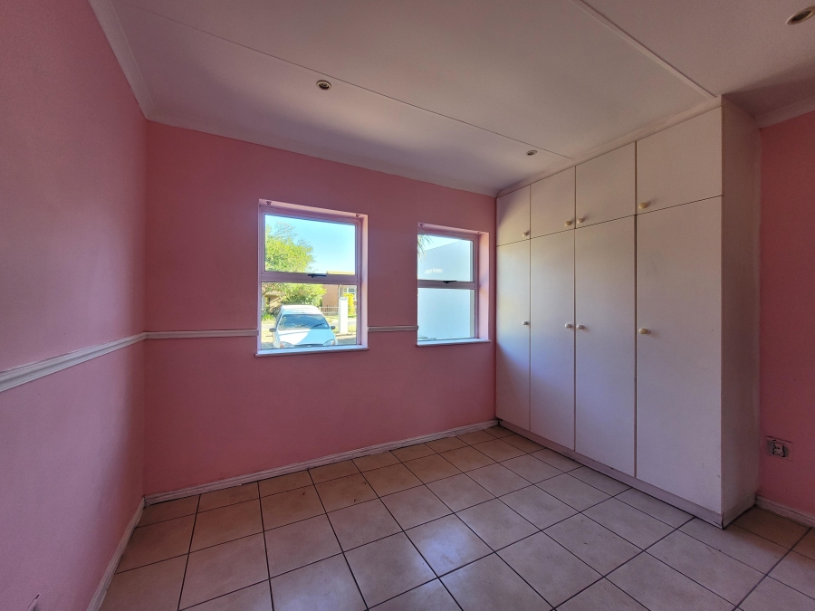 2 Bedroom Property for Sale in Aston Bay Eastern Cape